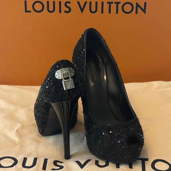 LV black cloth and sequin, peep toe, silver Vuitton lock charm, 4.5in heels. - Picture 1 of 4